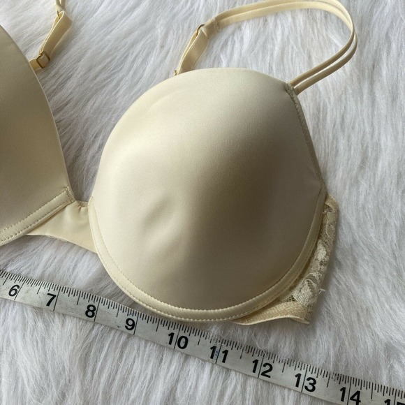 Donna Karan Bra Sz 36C Intimates Off White Underwired Back Closure Nylon Blend - Picture 6 of 7
